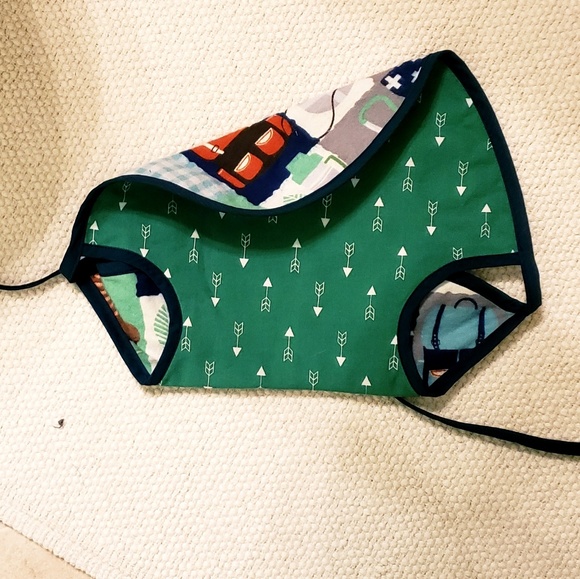 Bibs 3-9 months arm holes Multiple discount - Picture 2 of 7